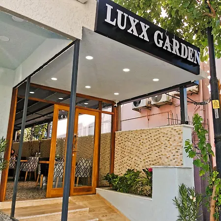 Hotel Luxx Garden