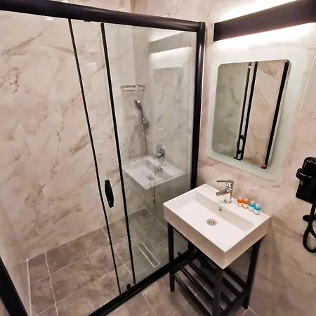 Luxx Garden 3* Istanbul