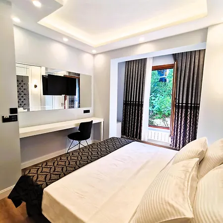 Luxx Garden 3* Istanbul