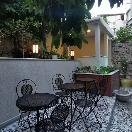 Luxx Garden Hotel 3*