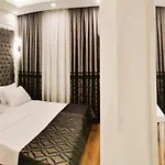 Luxx Garden Hotel 3*