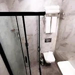 Luxx Garden Hotel