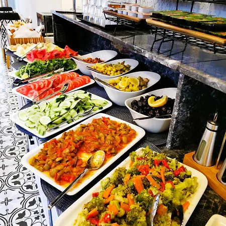 Luxx Garden Hotel 3*