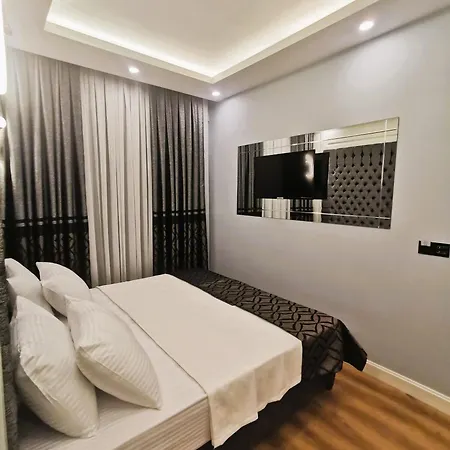 Luxx Garden 3*