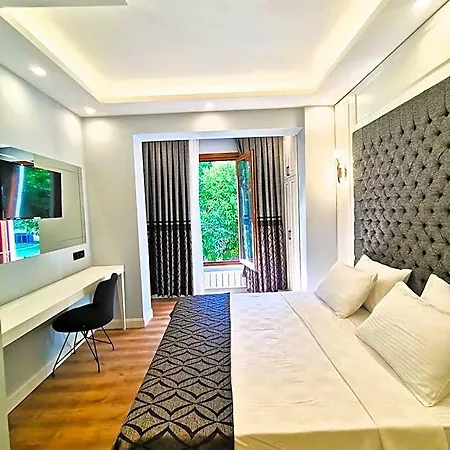 Luxx Garden 3* Istanboel