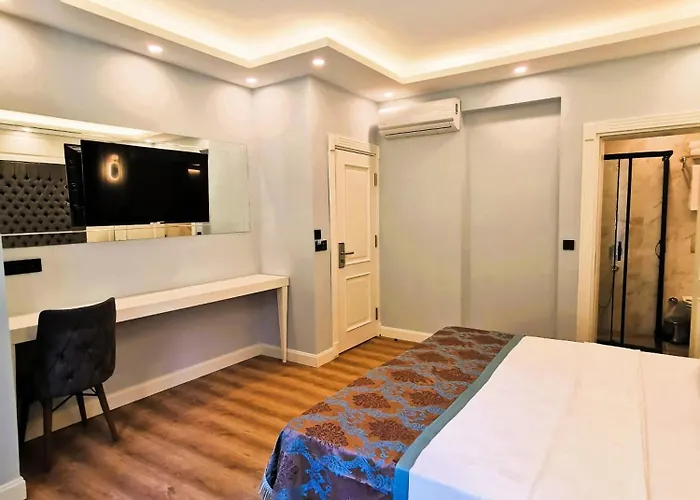 Hotel Luxx Garden 3*