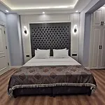Luxx Garden Hotel 3*