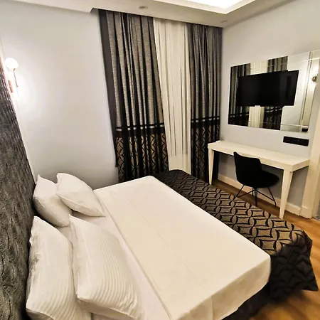 Luxx Garden 3*