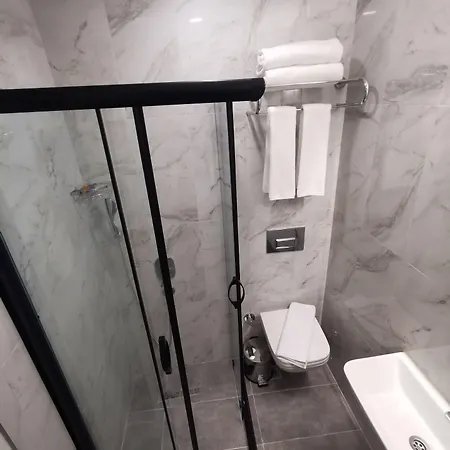 Luxx Garden 3* İstanbul